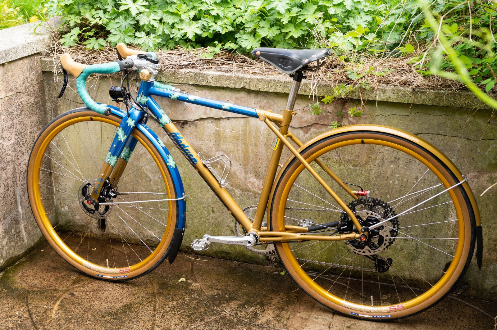 Custom Medusa Swale with intricate paint and PDW fenders painted to match