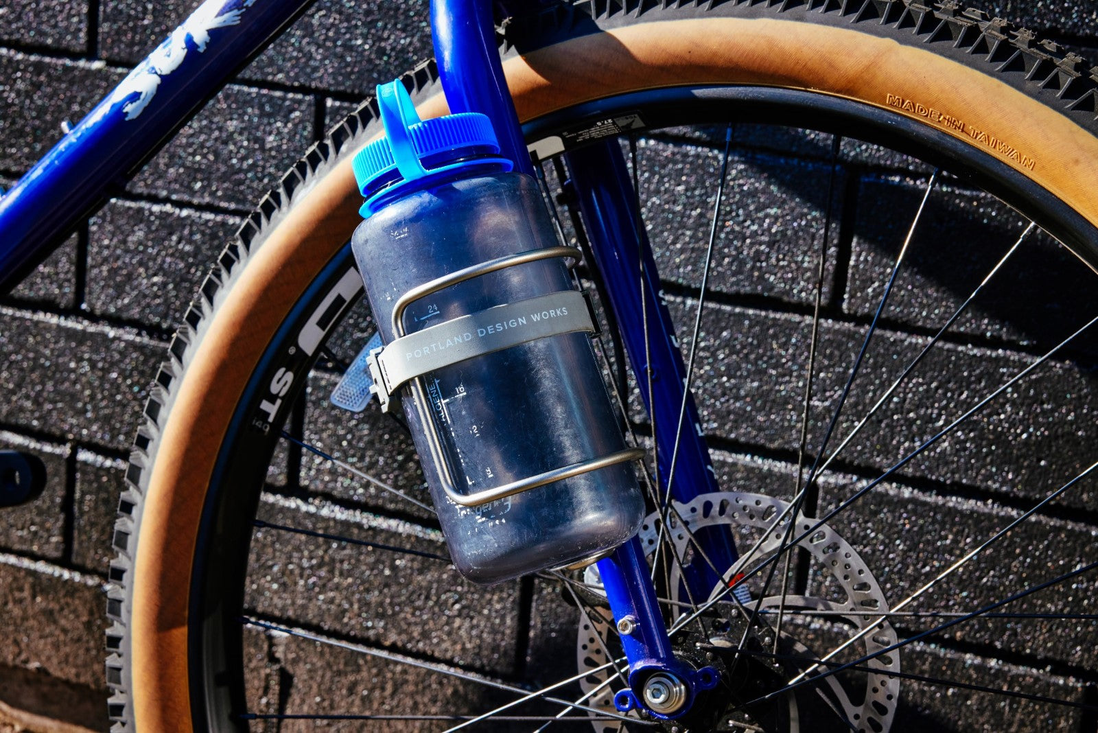BigZag 32oz Bicycle Bottle Cage for Nalgene Bottles – Portland