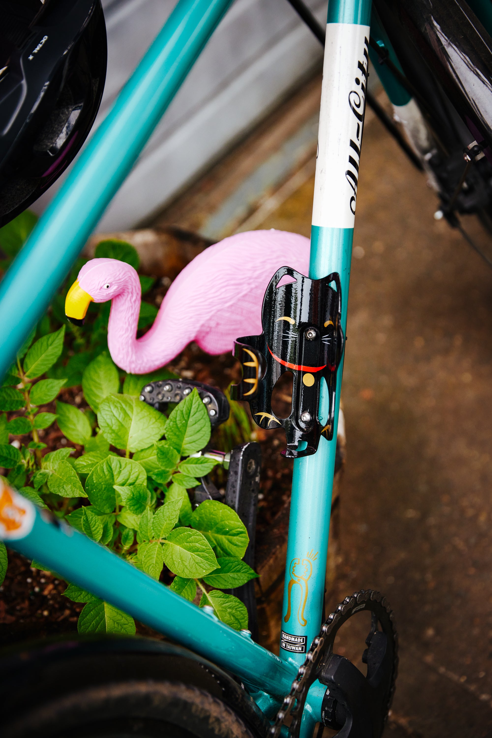 Lucky Cat Cage – Portland Design Works