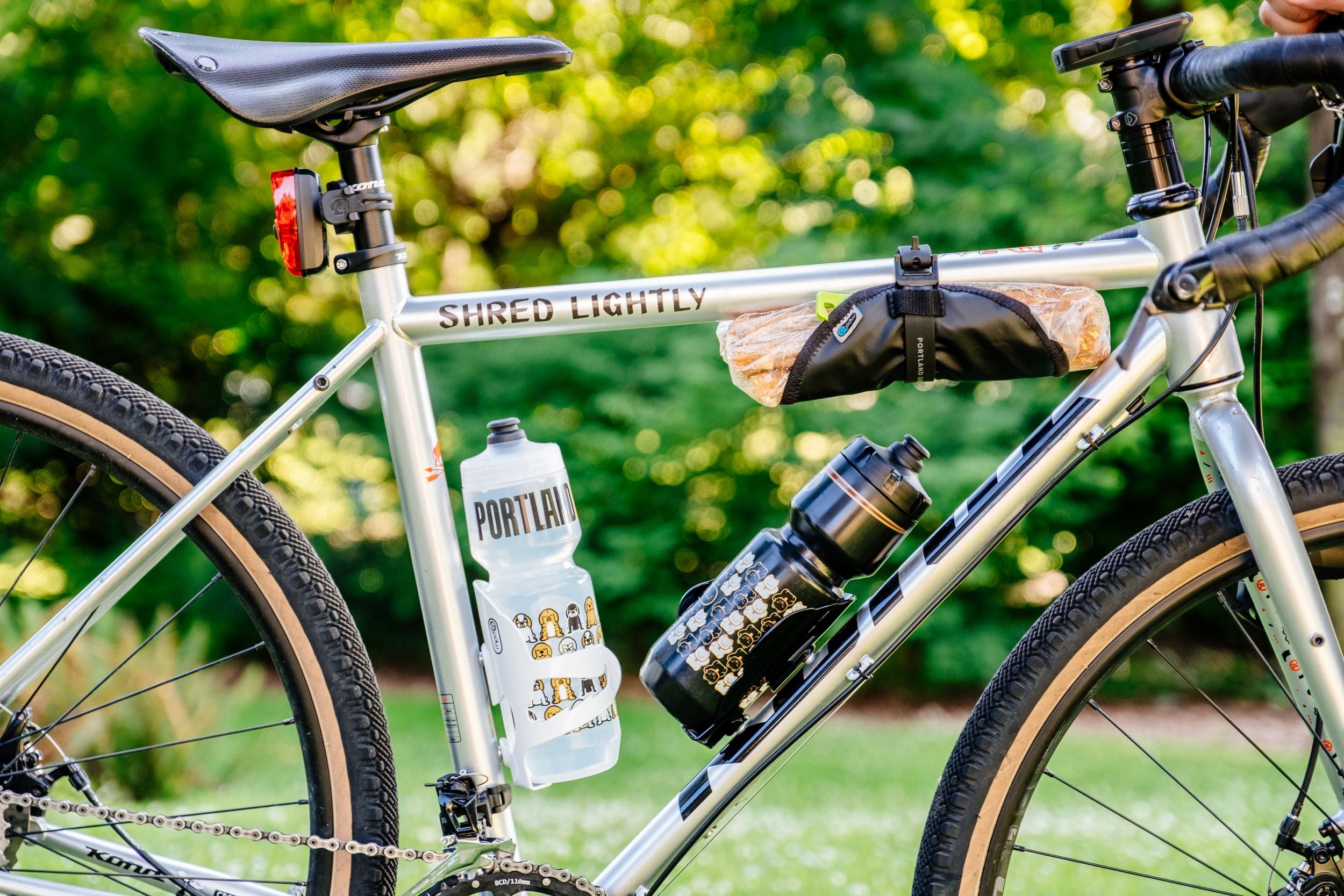 flexwitme ショルダーバッグ　yoko squad swag Tube Taco – Portland Design Works